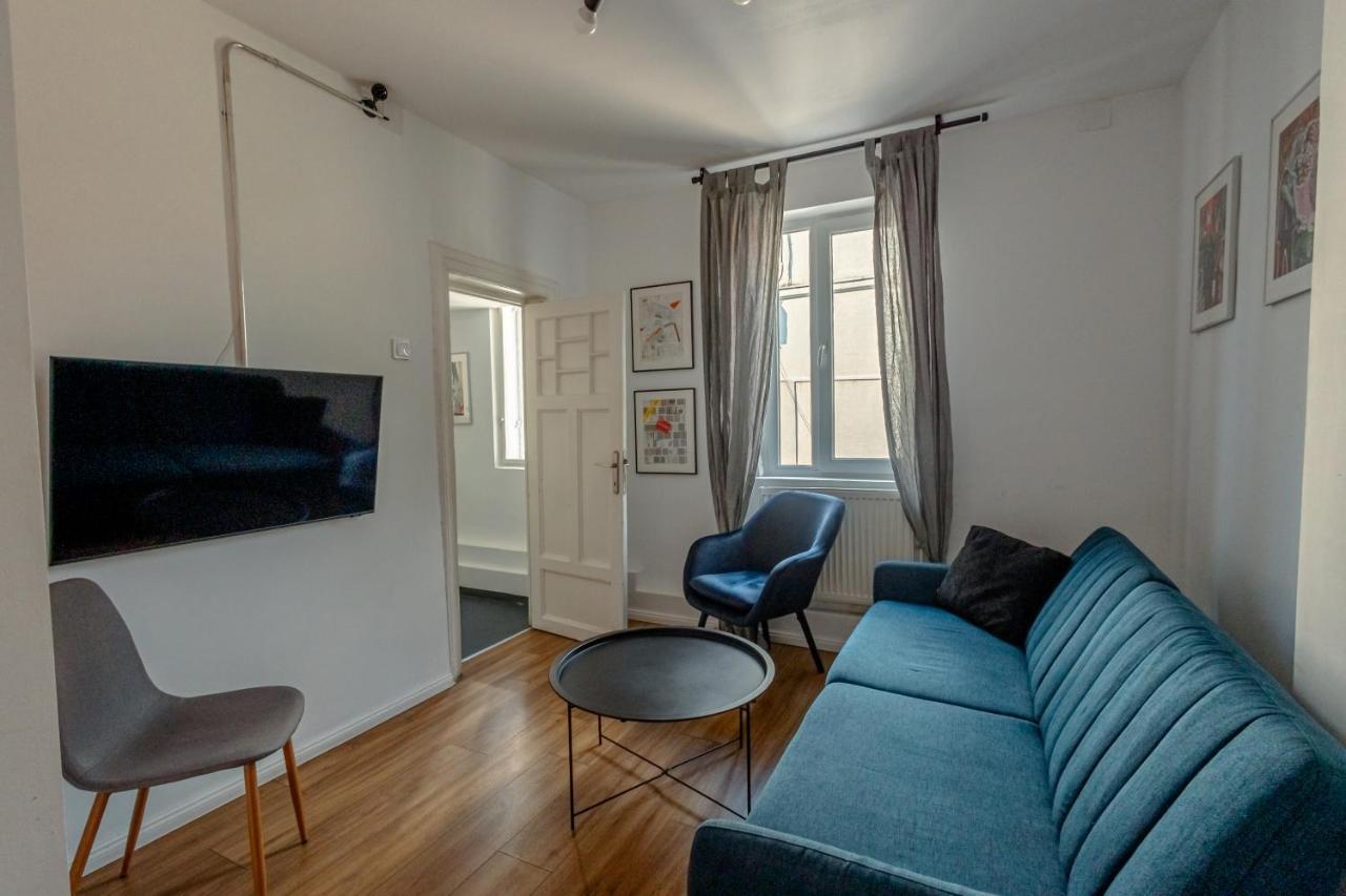 First Hostel Bucur 21 Бухарест Экстерьер фото